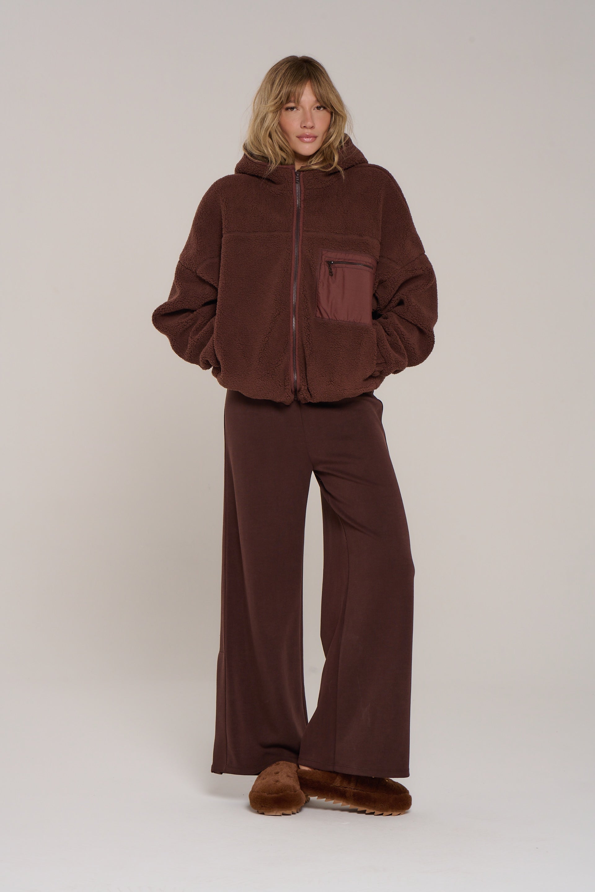 CAMPERA MORA
